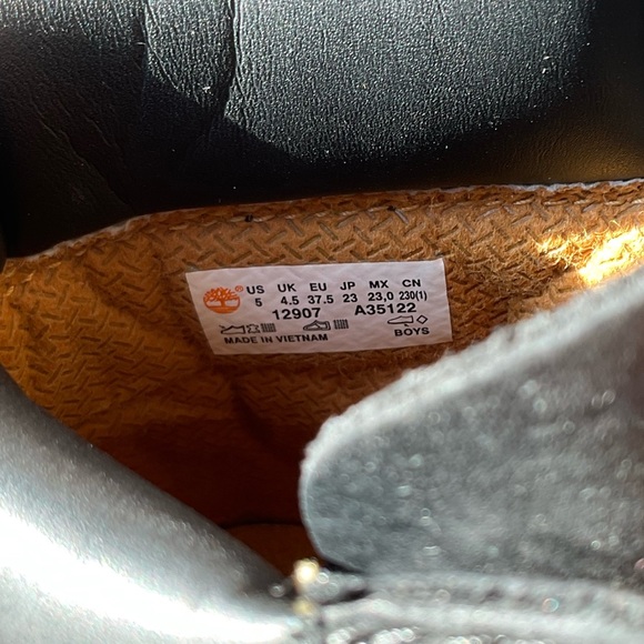 Youth Timberland Black boots - Picture 6 of 8